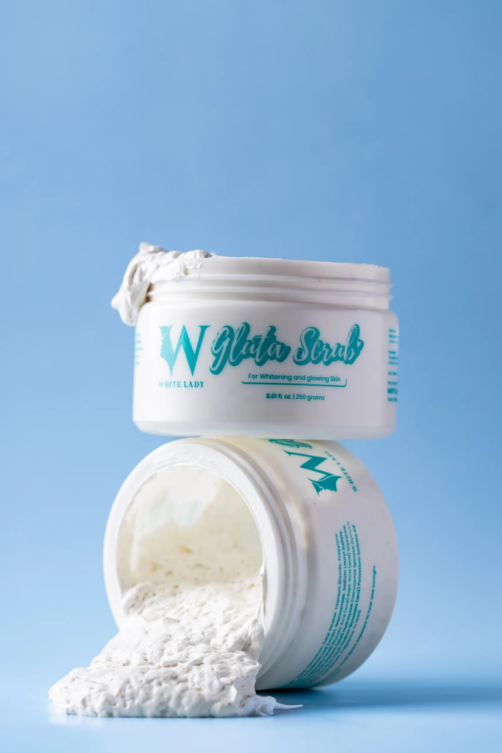 WL Gluta Scrub Image 2