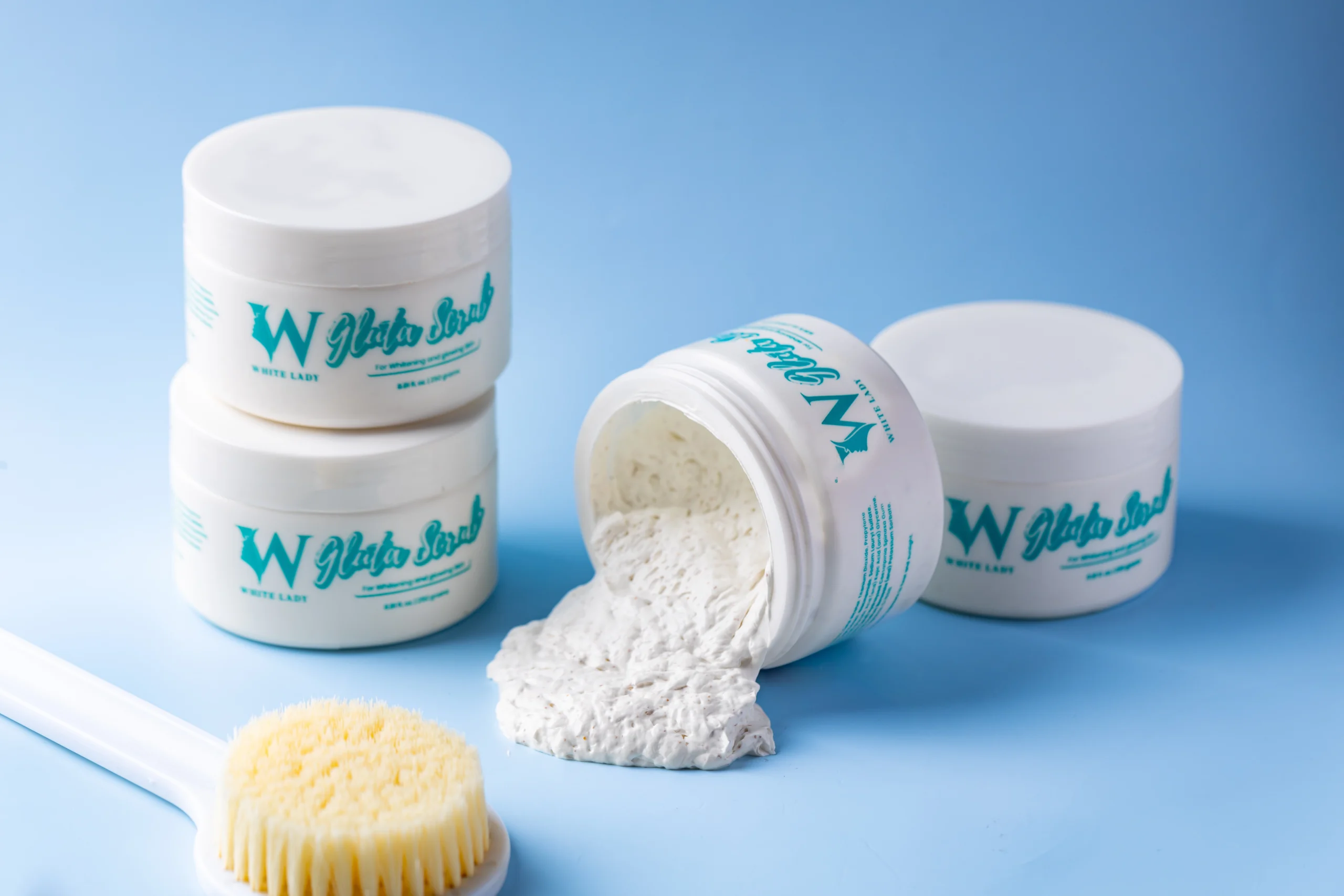 WL Gluta Scrub Image 4