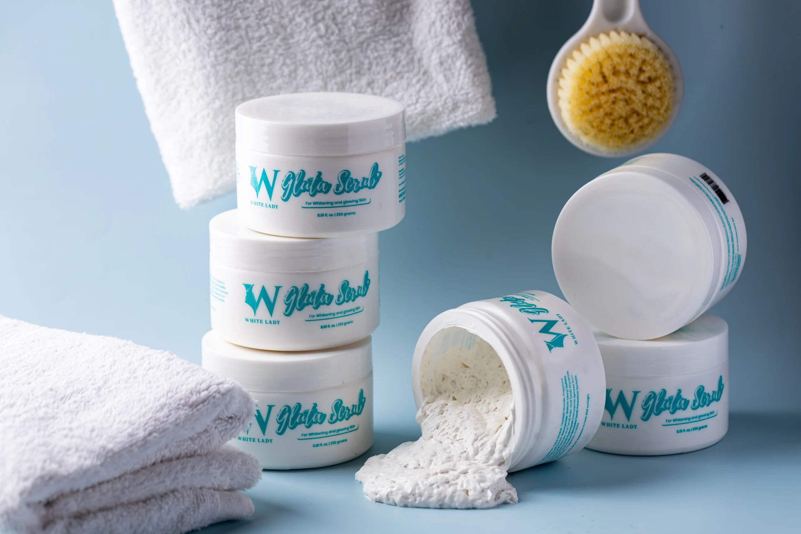 WL Gluta Scrub Image 7