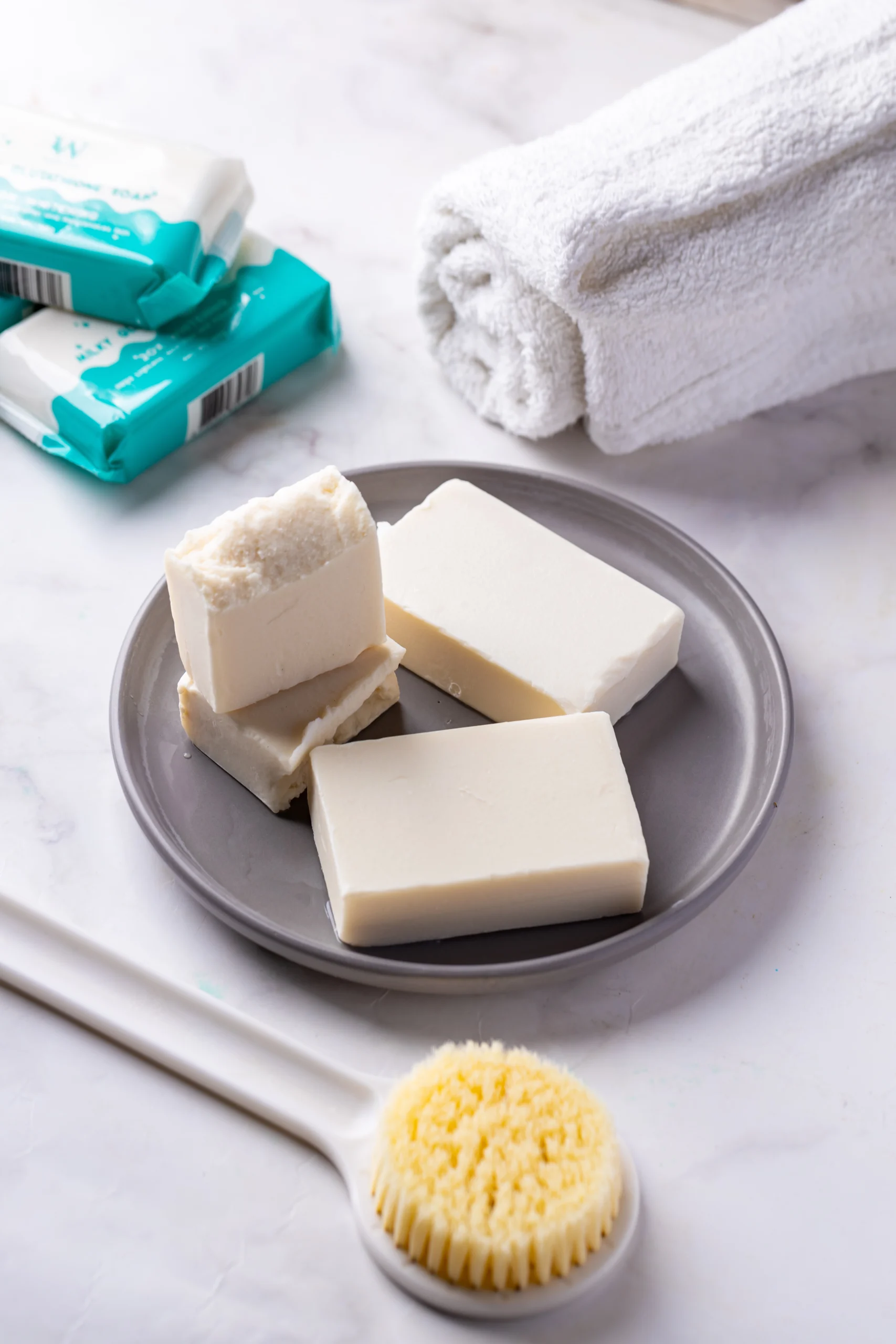 Milky Glutathione Soap Image 4